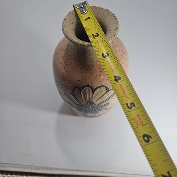 Art Pottery Howard B. Seitz Speckled Hibiscus Peach Vase Signed - Picture 11 of 12